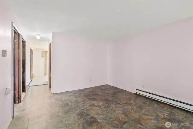 Living rm.