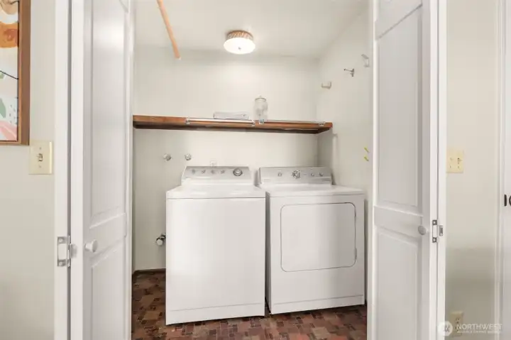 Laundry room on the main