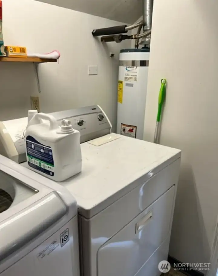 1135B Laundry Area