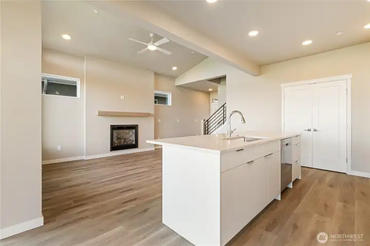 Pic for reference of like unit. 552 Northview is under construction.