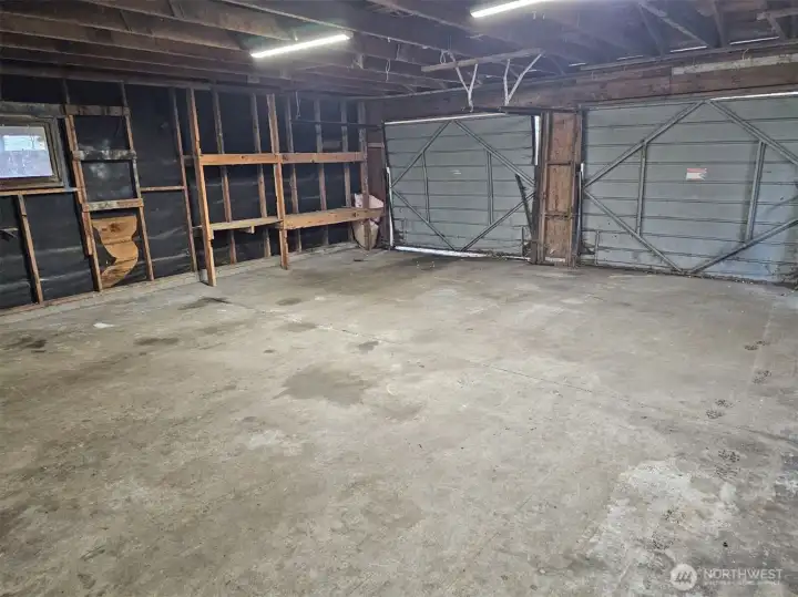 Old but functional double garage