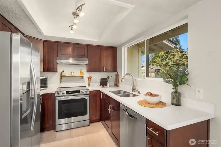 Newer stainless appliance package