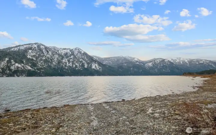 Lake Cle Elum Private beach access