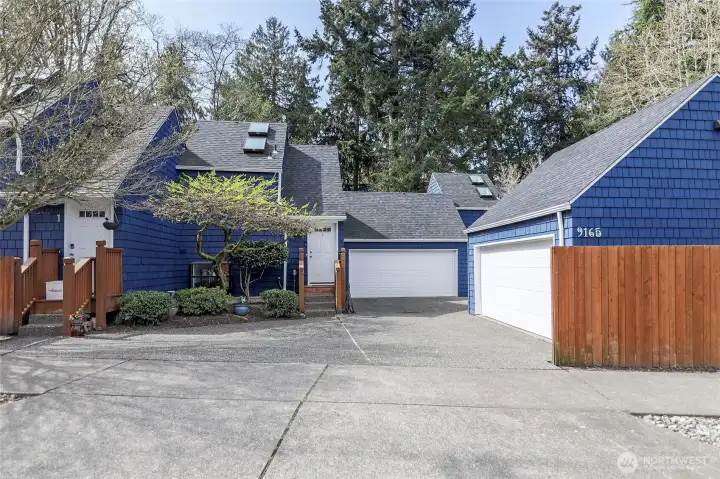 Entrance to Fauntlee Woods Community