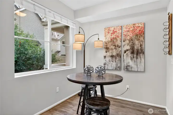 Home comes Fully Furnished!