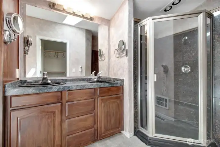 Main bathroom