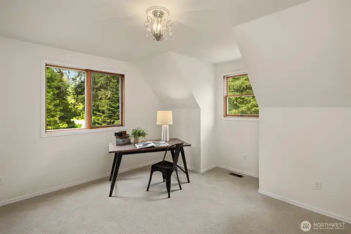 Main House Upstairs Bedroom