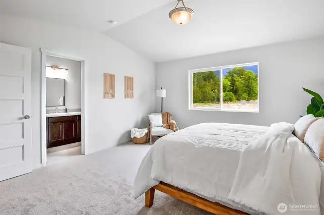 Photographs are for illustrative purposes only. Features, finishes, interior/exterior colors, landscaping and floorplan shown may vary from actual homes built.