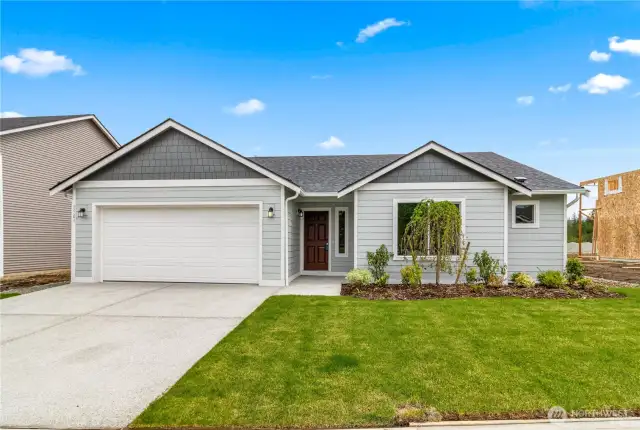 Photographs are for illustrative purposes only. Features, finishes, interior/exterior colors, landscaping and floorplan shown may vary from actual homes built.