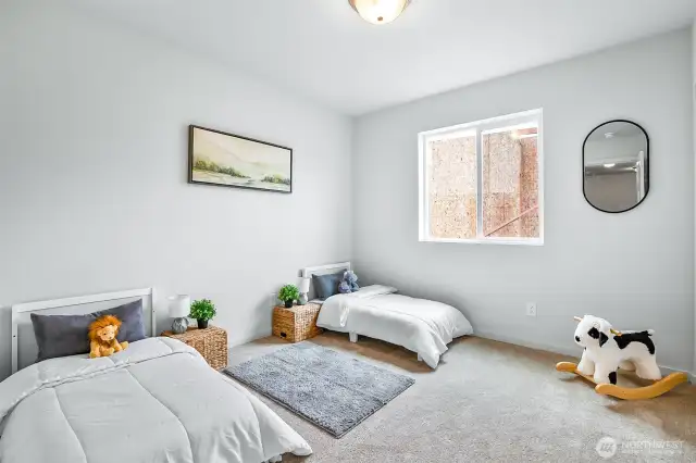 Photographs are for illustrative purposes only. Features, finishes, interior/exterior colors, landscaping and floorplan shown may vary from actual homes built.