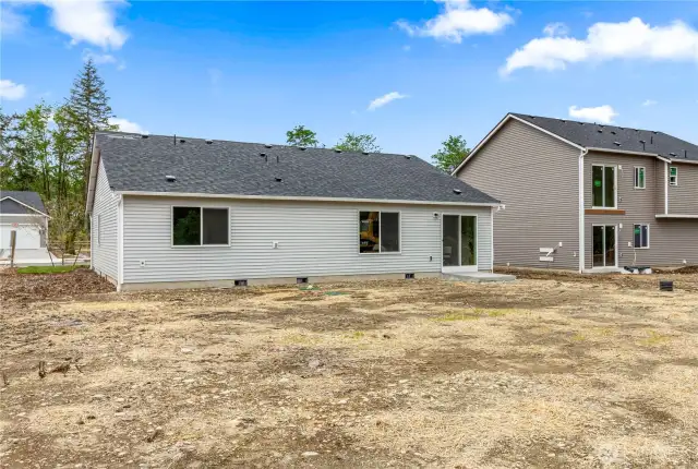 Photographs are for illustrative purposes only. Features, finishes, interior/exterior colors, landscaping and floorplan shown may vary from actual homes built.