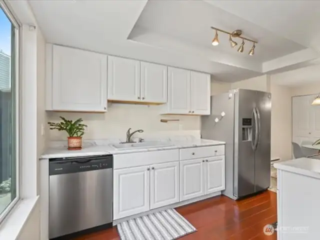 Cabinets has lots of extras. Sliding shelves and more! Also overlooking courtyard.