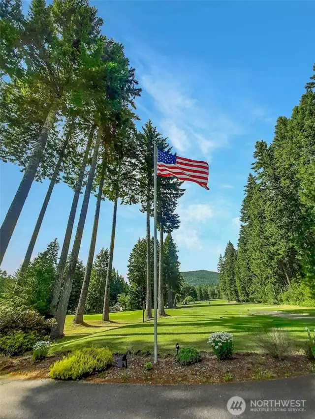 Lake Cushman Golf Course