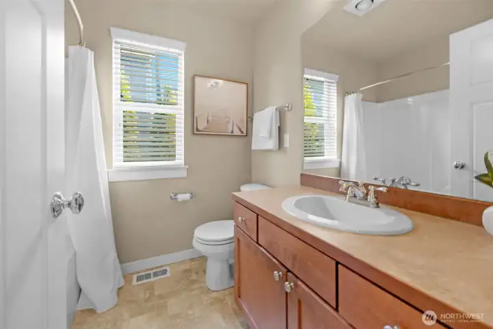 Upstairs Full Bath
