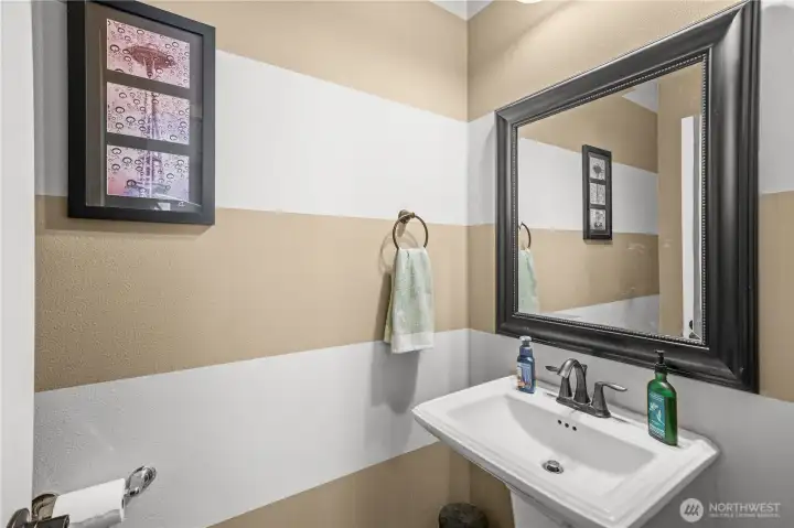1/2 bathroom