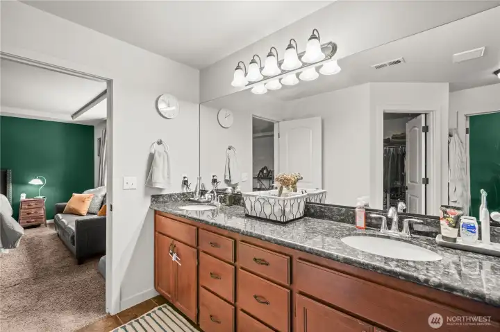 5 Piece Primary Bathroom