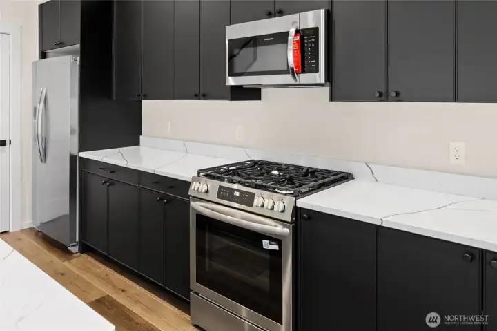 Photos, plans and elevations may be examples representing the community, community  amenities, homes or artist’s renderings that may not accurately represent the actual  condition of a homesite or home as constructed, and may also contain options and  upgrades which are not included in the sale. Trailside Homes reserves the right to make  changes to floor plans, specifications, dimensions, design and elevations without prior  notice. Stated dimensions and square footage, if applicable, are estimated and should  not be used as representations of the home’s actual size