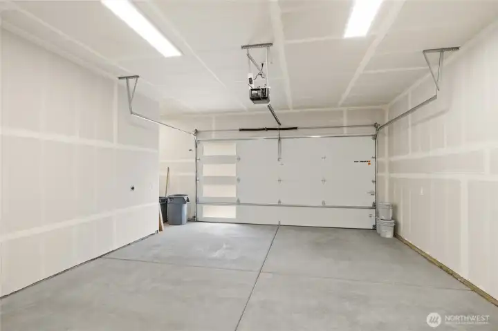 Photos, plans and elevations may be examples representing the community, community  amenities, homes or artist’s renderings that may not accurately represent the actual  condition of a homesite or home as constructed, and may also contain options and  upgrades which are not included in the sale. Trailside Homes reserves the right to make  changes to floor plans, specifications, dimensions, design and elevations without prior  notice. Stated dimensions and square footage, if applicable, are estimated and should  not be used as representations of the home’s actual size