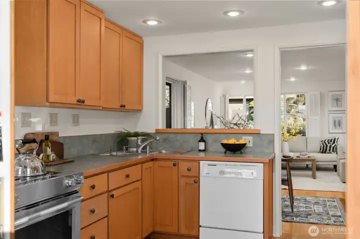 The kitchen pass allows the cooks to be part of the conversation.