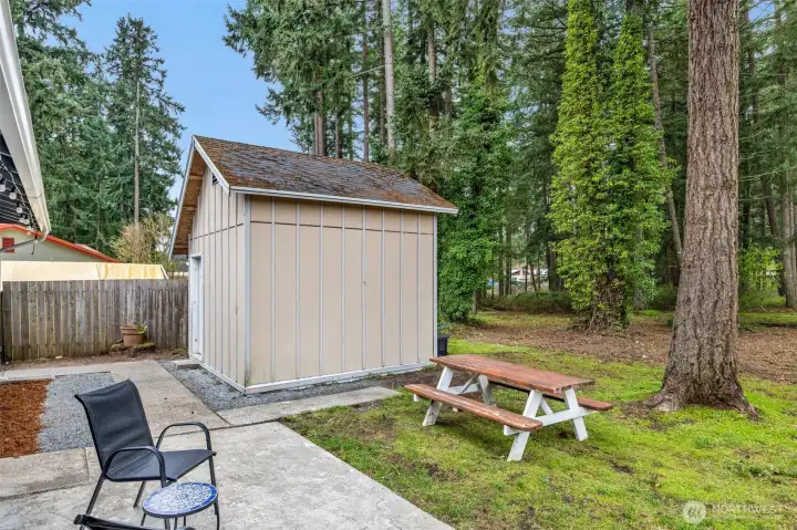 Large storage shead with loft, perfect for all your projects