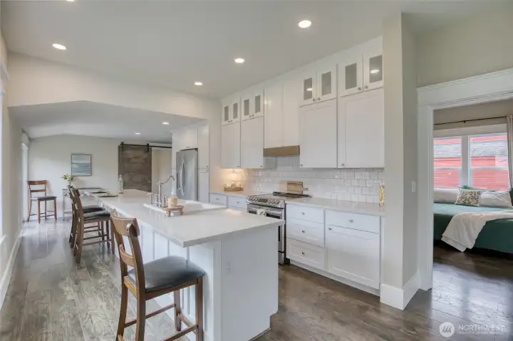Floor to ceiling cupboards for all your storage needs