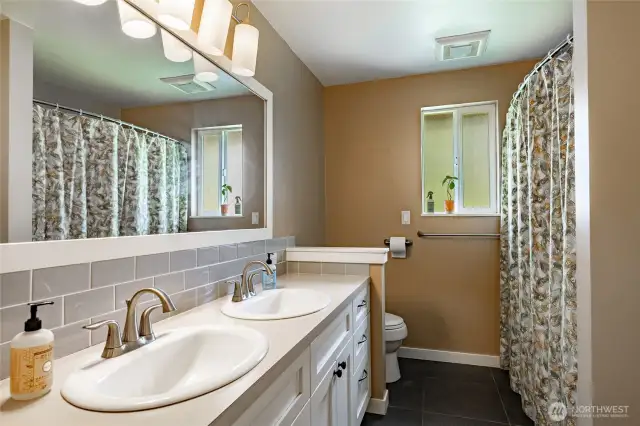 Full bath on the main floor