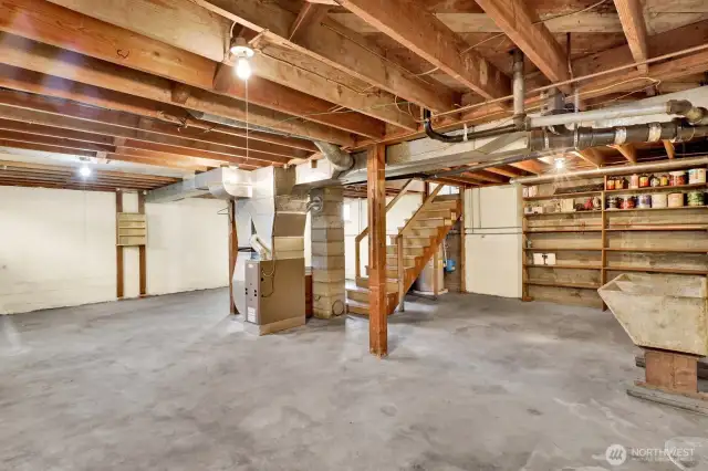 Dry basement and a fairly new forced air furnace.