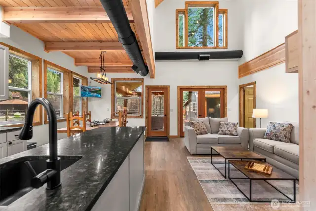 Natural light, Vaulted Ceilings