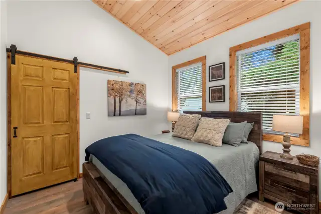 Upstairs Bedroom #2