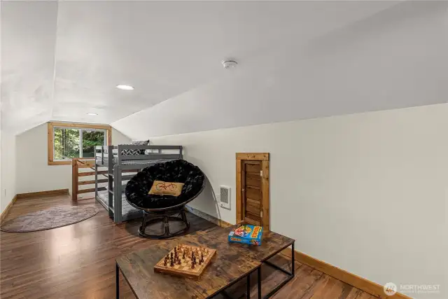 Upstairs Bunkroom