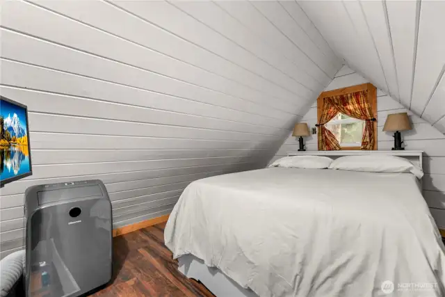 Cottage loft
