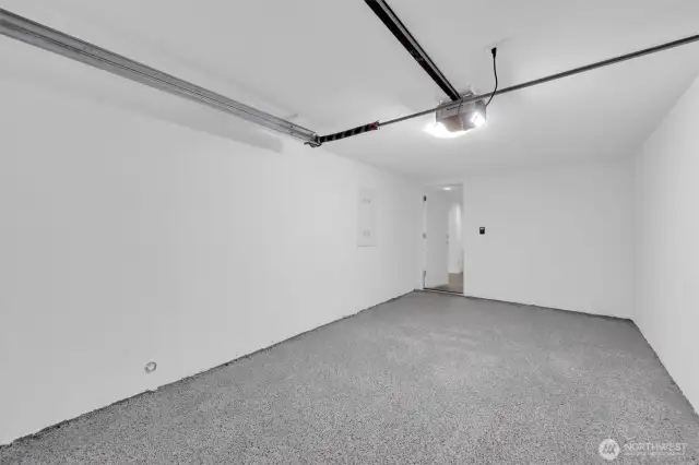 Spacious garage - 8042 19th Ave NW, Seattle, WA 98117