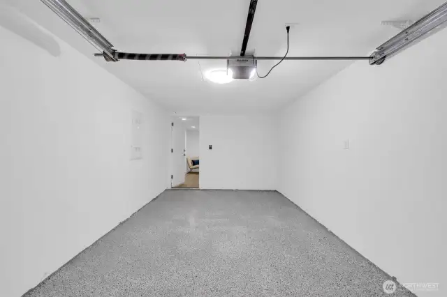 Spacious garage - 8042 19th Ave NW, Seattle, WA 98117