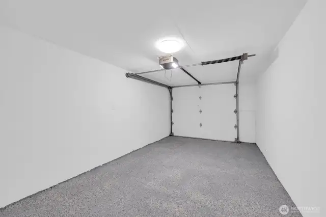 Spacious garage - 8042 19th Ave NW, Seattle, WA 98117