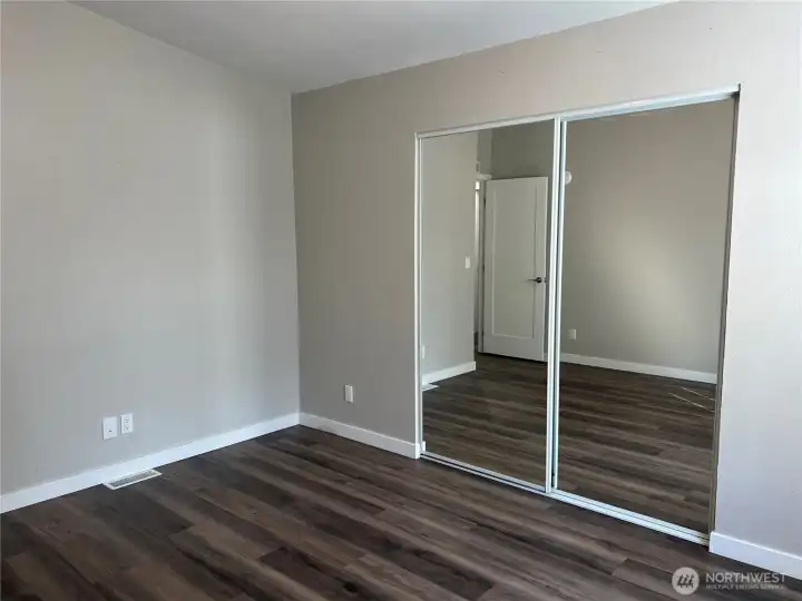 2nd bedroom - unfurnished