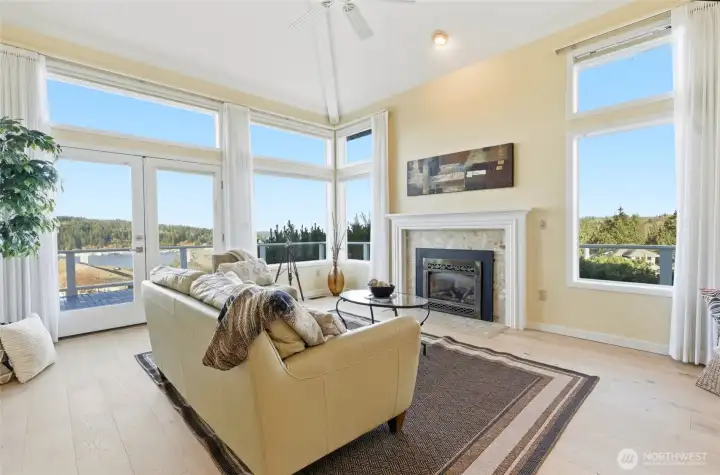 The Marina and all the boats make a beautiful scene.