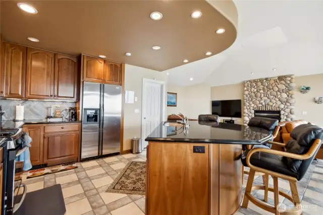 Upscale touches like slab granite counters