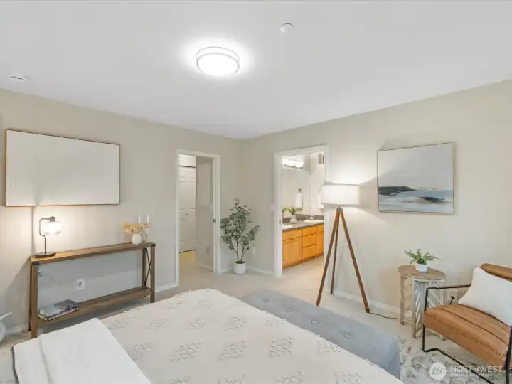 Primary Bedroom w/ Large Walk-in Closet