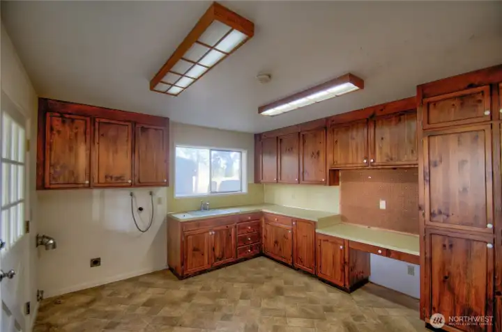 Lower level laundry off garage.