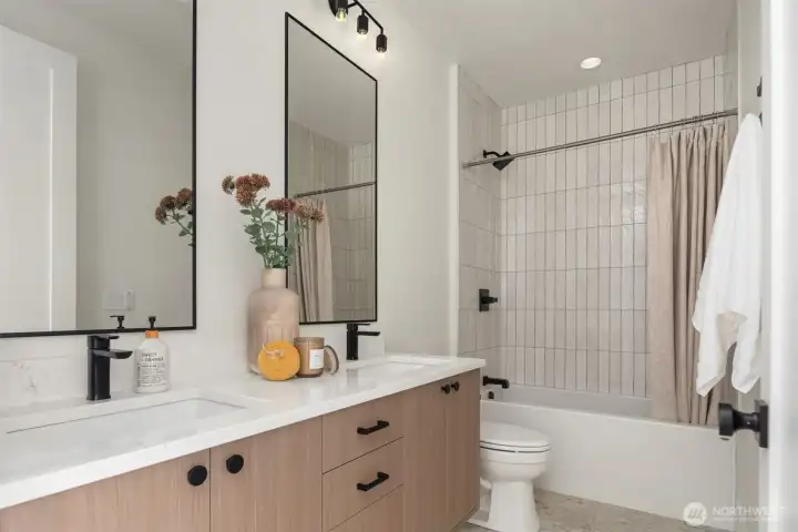 bathroom off third bedroom on upper level