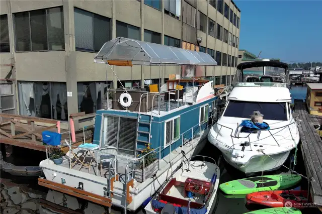 The slip is located just off Wetlake Ave N in Waterworks Marina. The slip location allows for easy access to the bow, port and stern areas of the home.