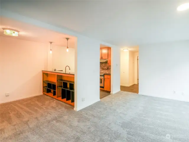 Spacious dining room perfect for entertaining.