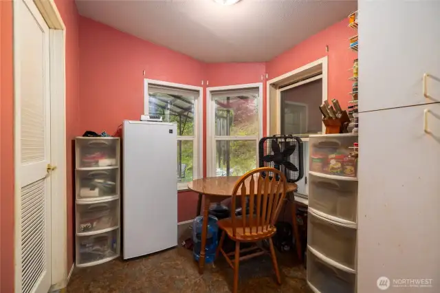 Breakfast nook