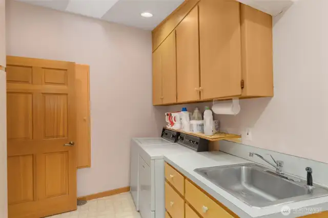 Laundry - Room