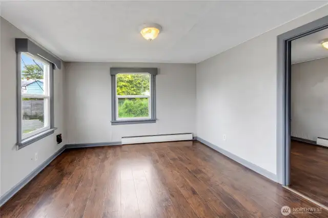 Living space in detached dwelling unity.