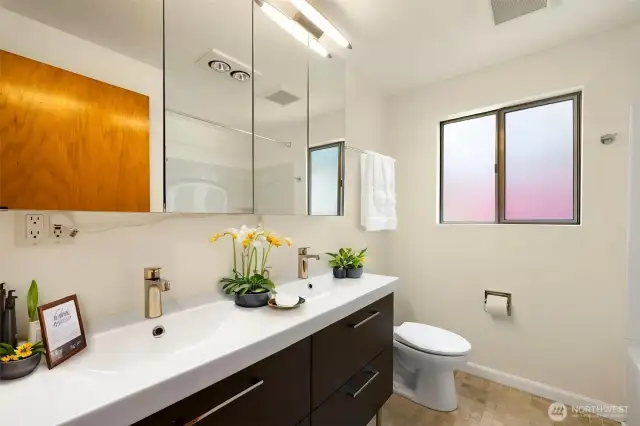 1721B Bath