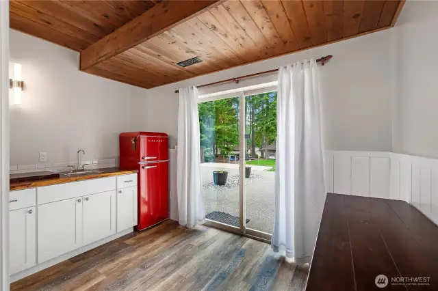 Wet Bar