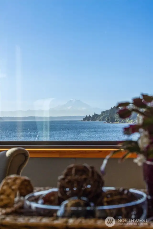View of Mount Rainier from the upper Living Room. The stunning views are from nearly every room in the house. There is nothing more to luxury than amazing views, privacy and seclusion!