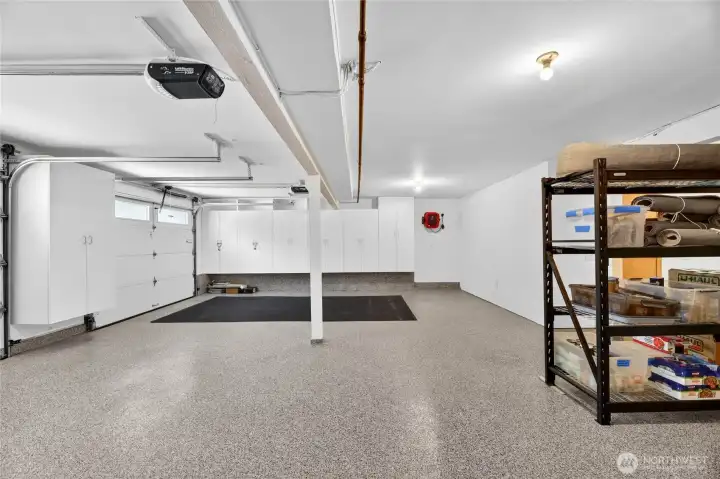 Another view. All storage racks and cabinets convey.