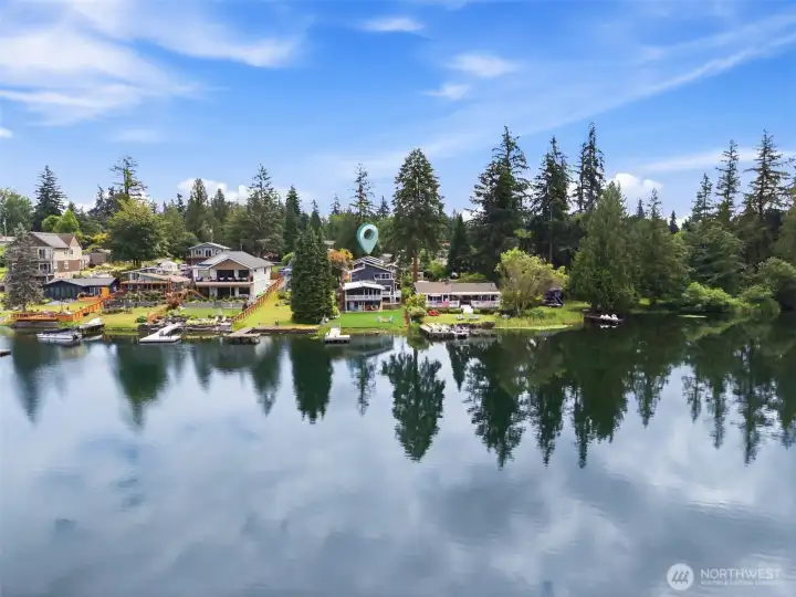 Low-bank waterfront makes getting to the lake simple and convenient. No steep slopes, just walk right to the water. It’s one of the most desirable shoreline types on one of the most desirable lakes in Maple Valley.